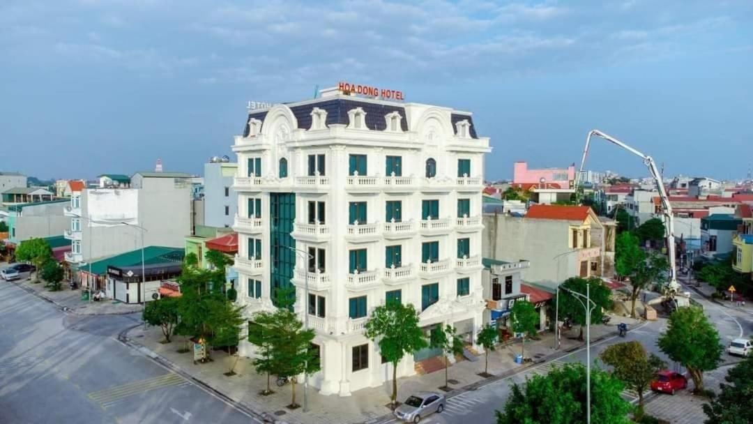 Khach San Hoa Dong 호텔 Phu Ly 외부 사진